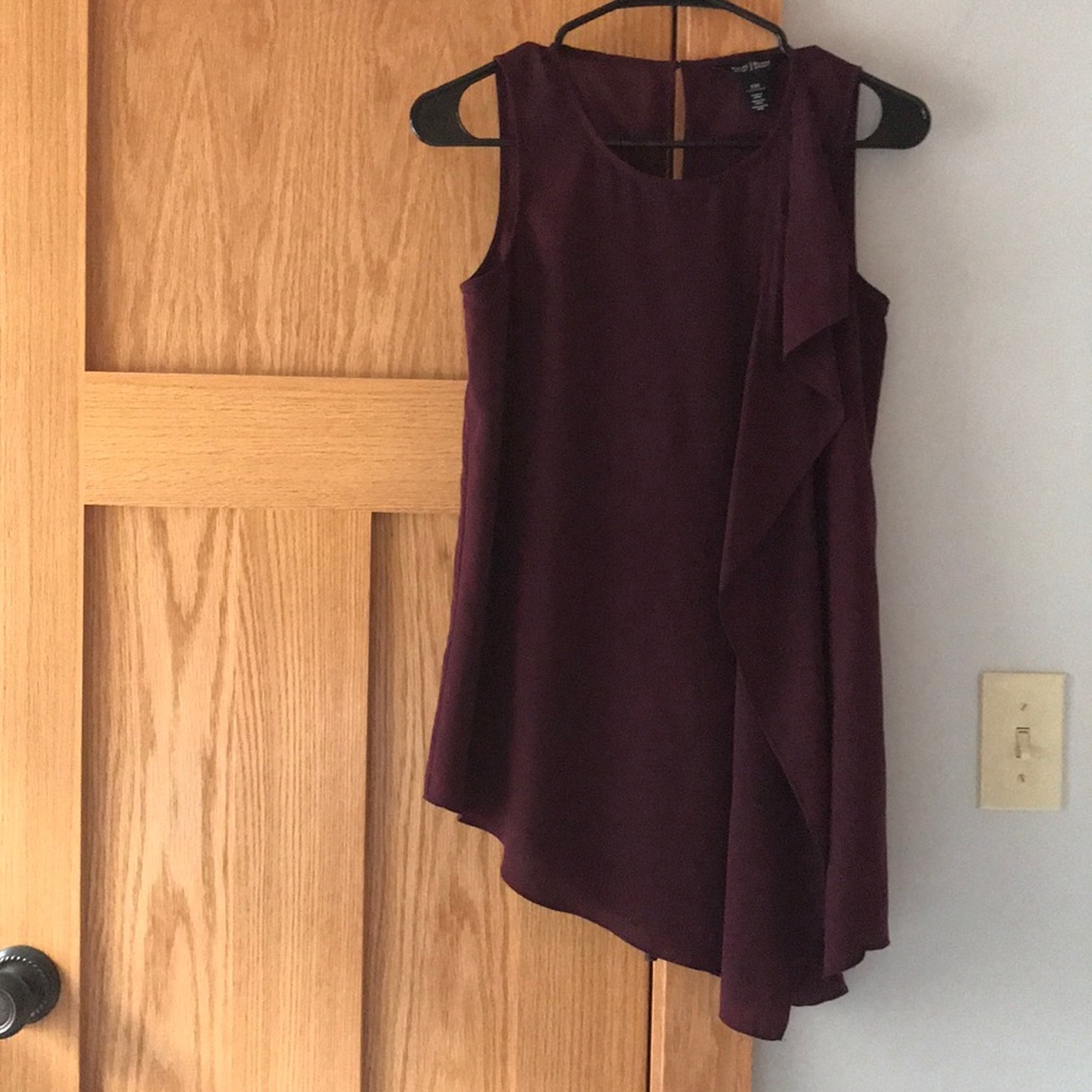 White House Black Market XXS asymmetrical plum top